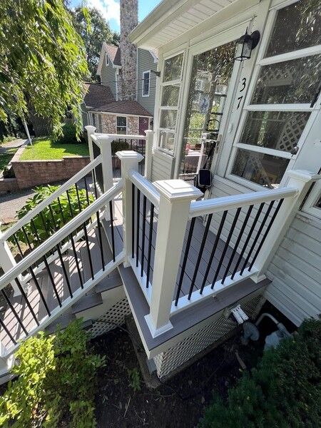 Front Deck Installation in Newark, NJ (1)